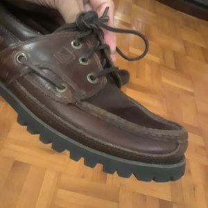 2/40 Sperry boat shoes